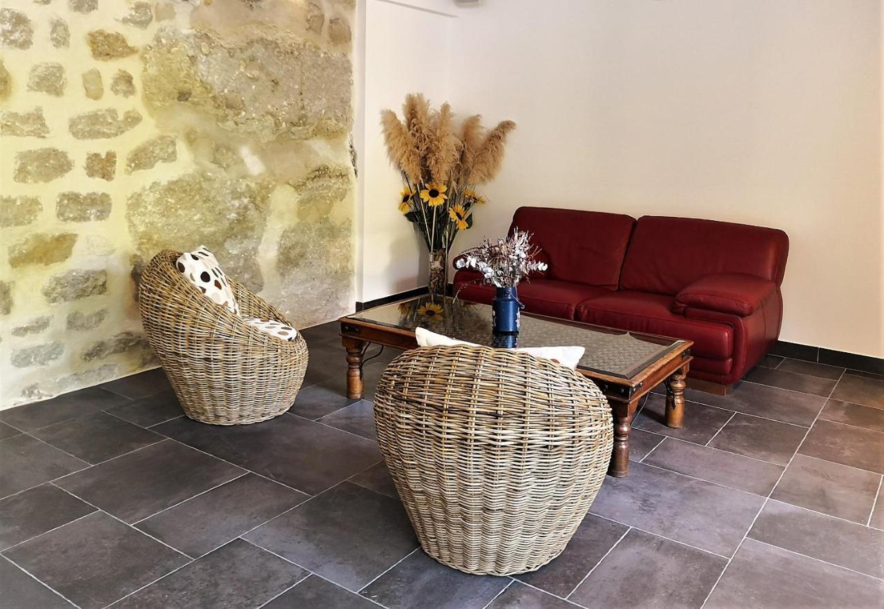 Les 7 Sources Hotell LʼIsle-Adam Exteriör bild