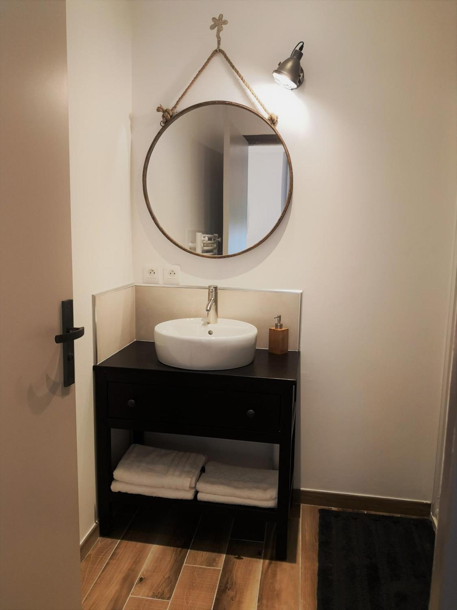 Les 7 Sources Hotell LʼIsle-Adam Rum bild