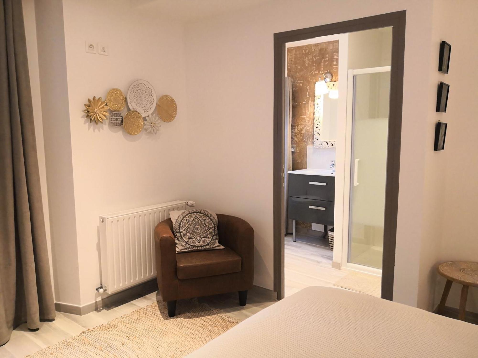 Les 7 Sources Hotell LʼIsle-Adam Rum bild