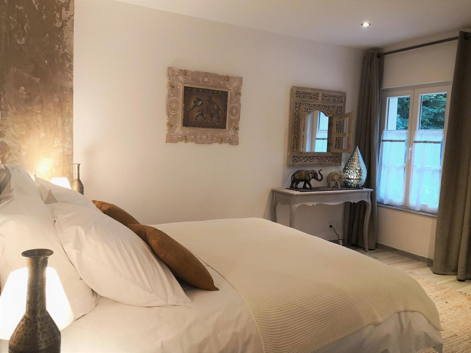 Les 7 Sources Hotell LʼIsle-Adam Rum bild